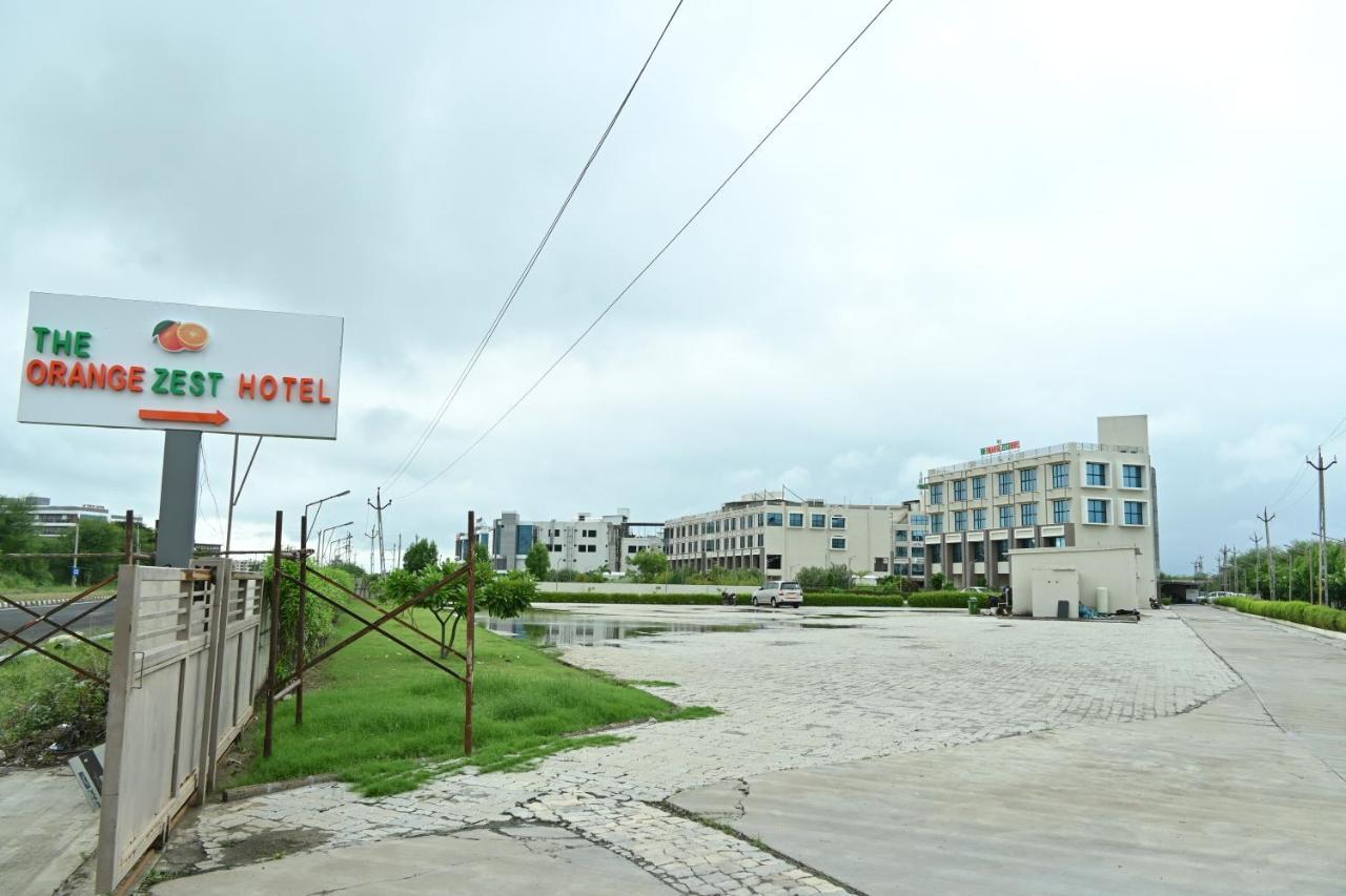 The Orange Zest Hotel Vithalpur Екстериор снимка